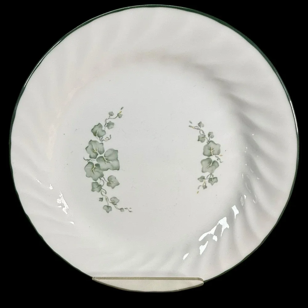 Corelle Callaway Ivy Bread/Dessert Plates Green Trim White Swirl 7 1/4